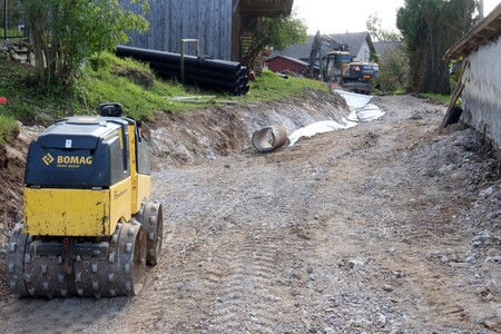 OBNOVA CESTE DOBEC 08 FOTO LJUBO VUKELIČ
